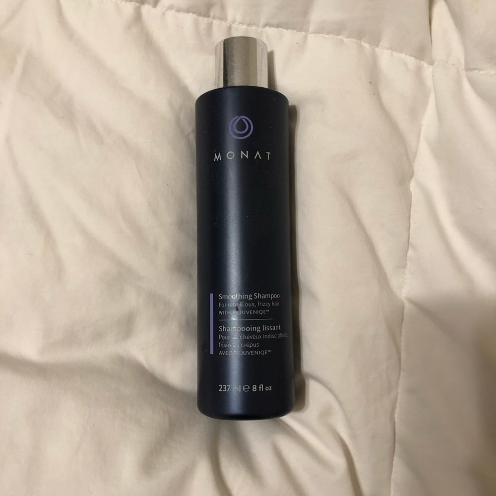 Monat Smoothing Shampoo